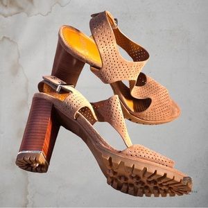 Franco Sarto Women’s Allister Perforated Suede Lug Sole Block Heeled Sandals S9